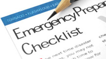 Emergency Managers as Incident Commanders During Natural Disasters